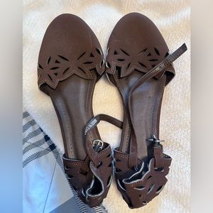 Brown flats/sandles - new condition